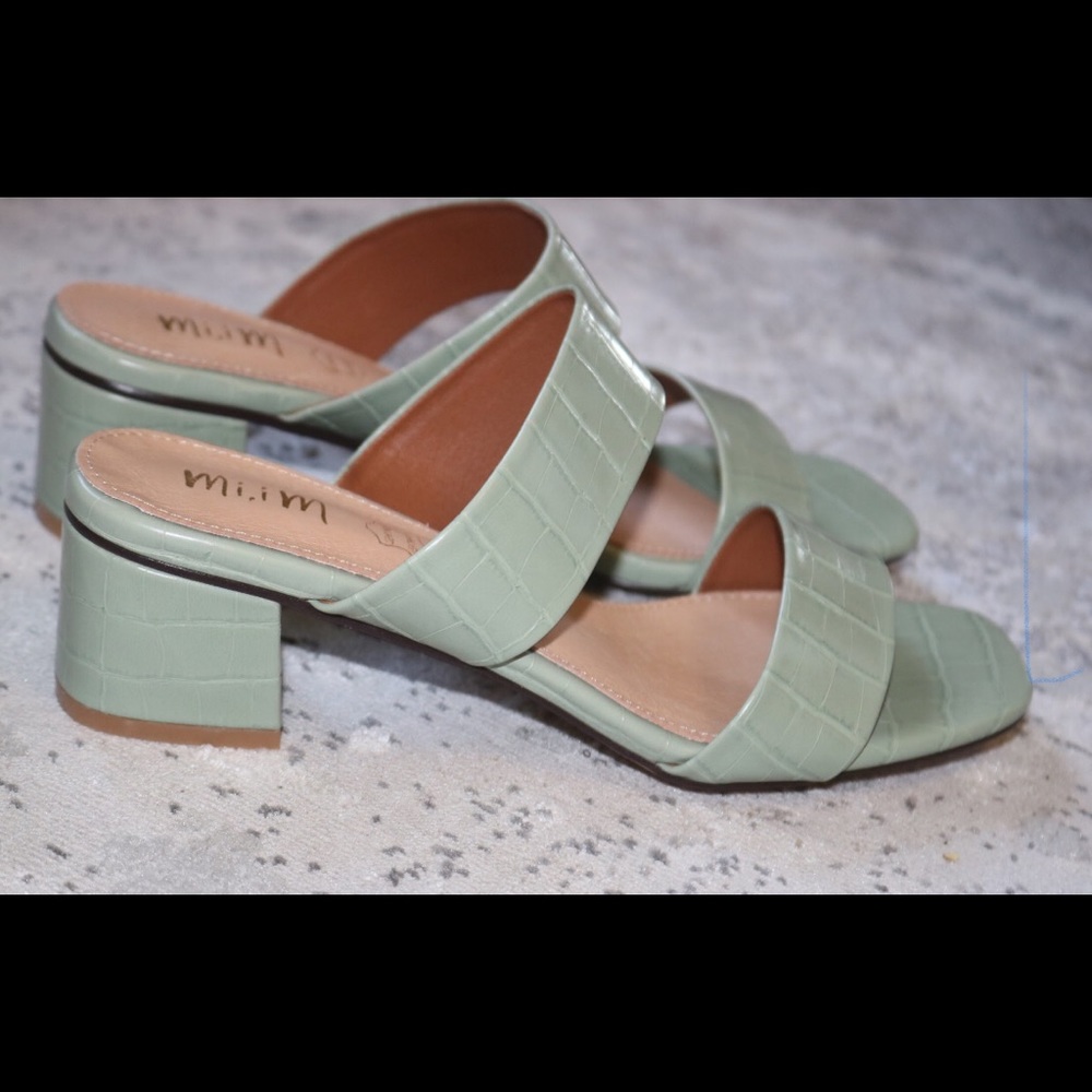 Tiffany sandals